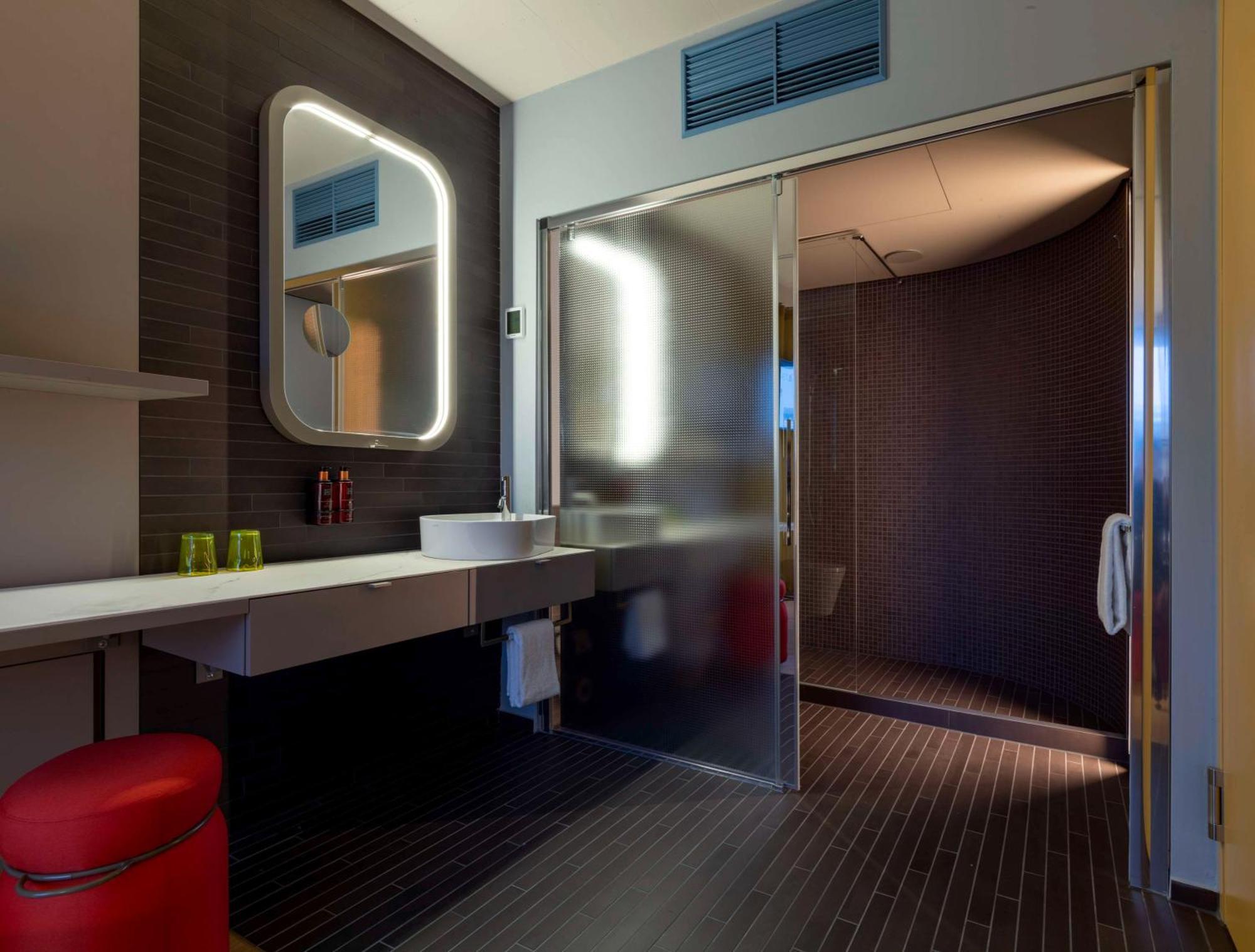 B'Mine Hotel Duesseldorf 外观 照片